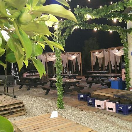Fall Guesthouse Каннын Экстерьер фото